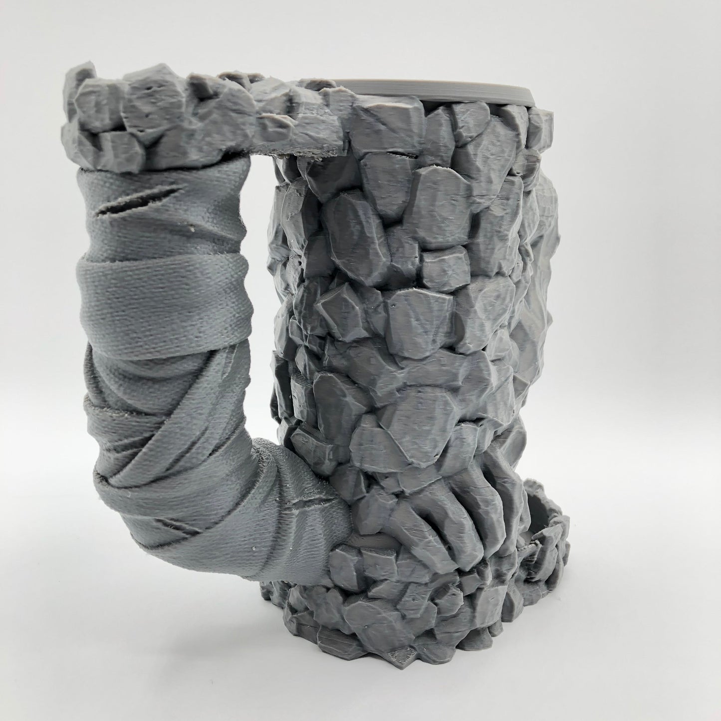 Stonebeard Hold Can Holder & Dice Tower