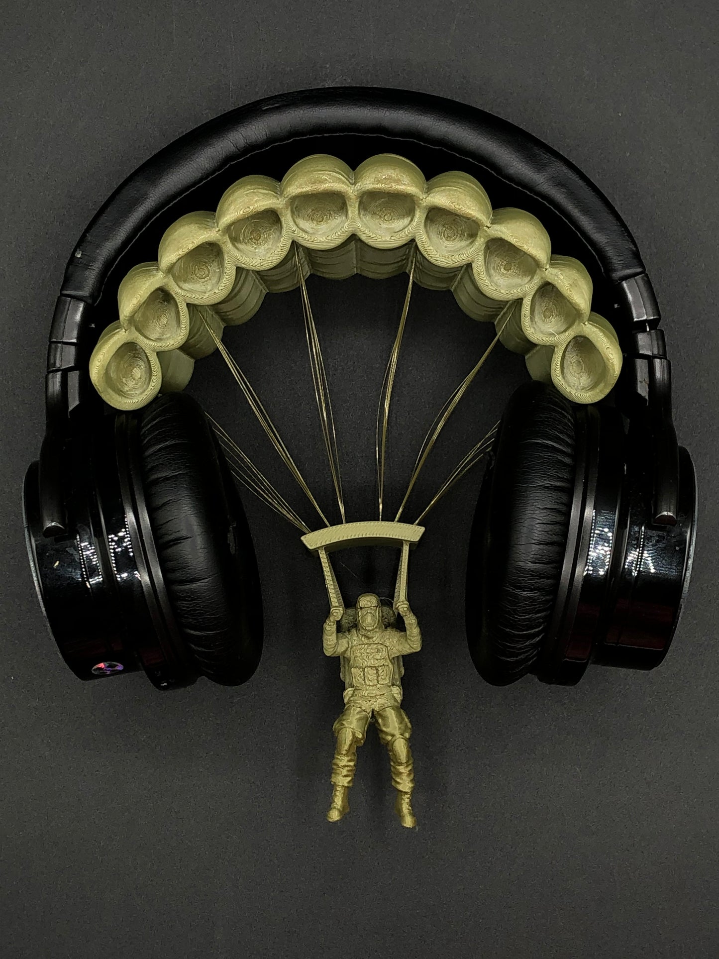 Paratrooper Headphone Holder