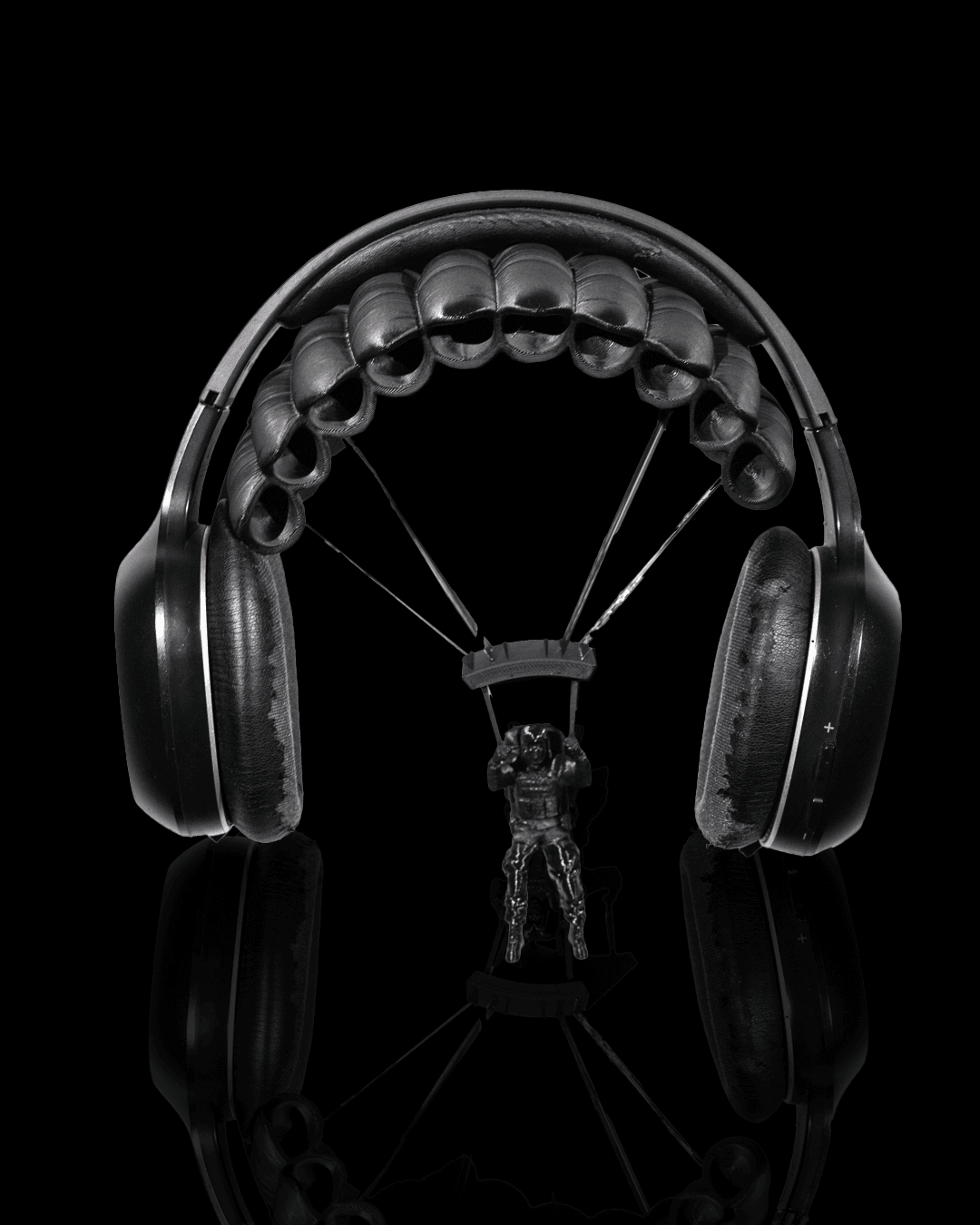 Paratrooper Headphone Holder